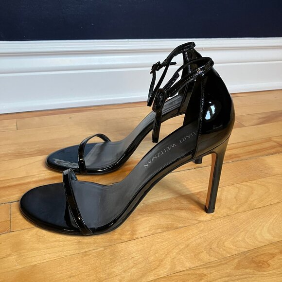 Stuart Weitzman Nudist black patent leather sandal, size 9M - Picture 4 of 11
